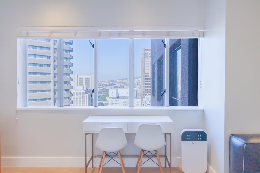 1 Bedroom Property for Sale in Cape Town City Centre Western Cape